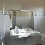 酒店 里贾纳酒店 2*