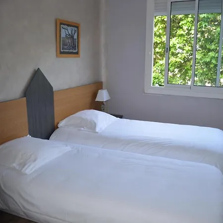 Regina Hotel 2*