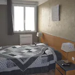 Regina Hotel 2*